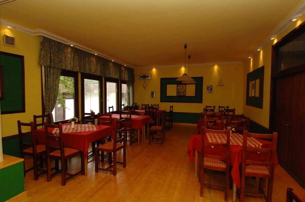 Park Hotel Taltos Felsőtárkány 외부 사진
